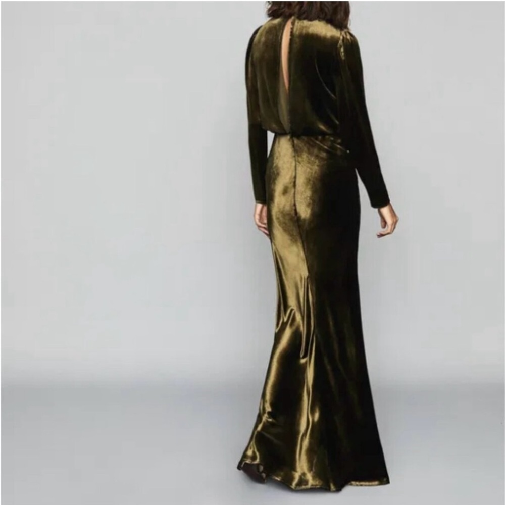 REISS KLARA VELVET PLUNGE MAXI DRESS - Picture 4 of 16